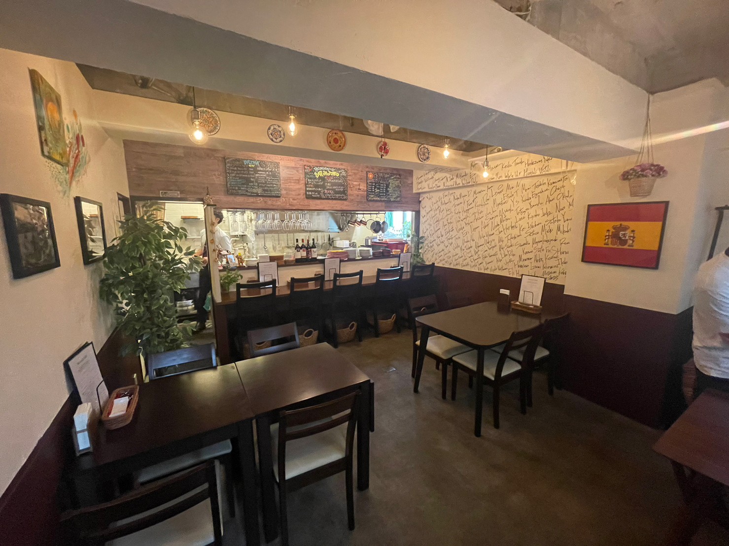 武蔵境駅徒歩3分　商業ビル1階居抜き物件